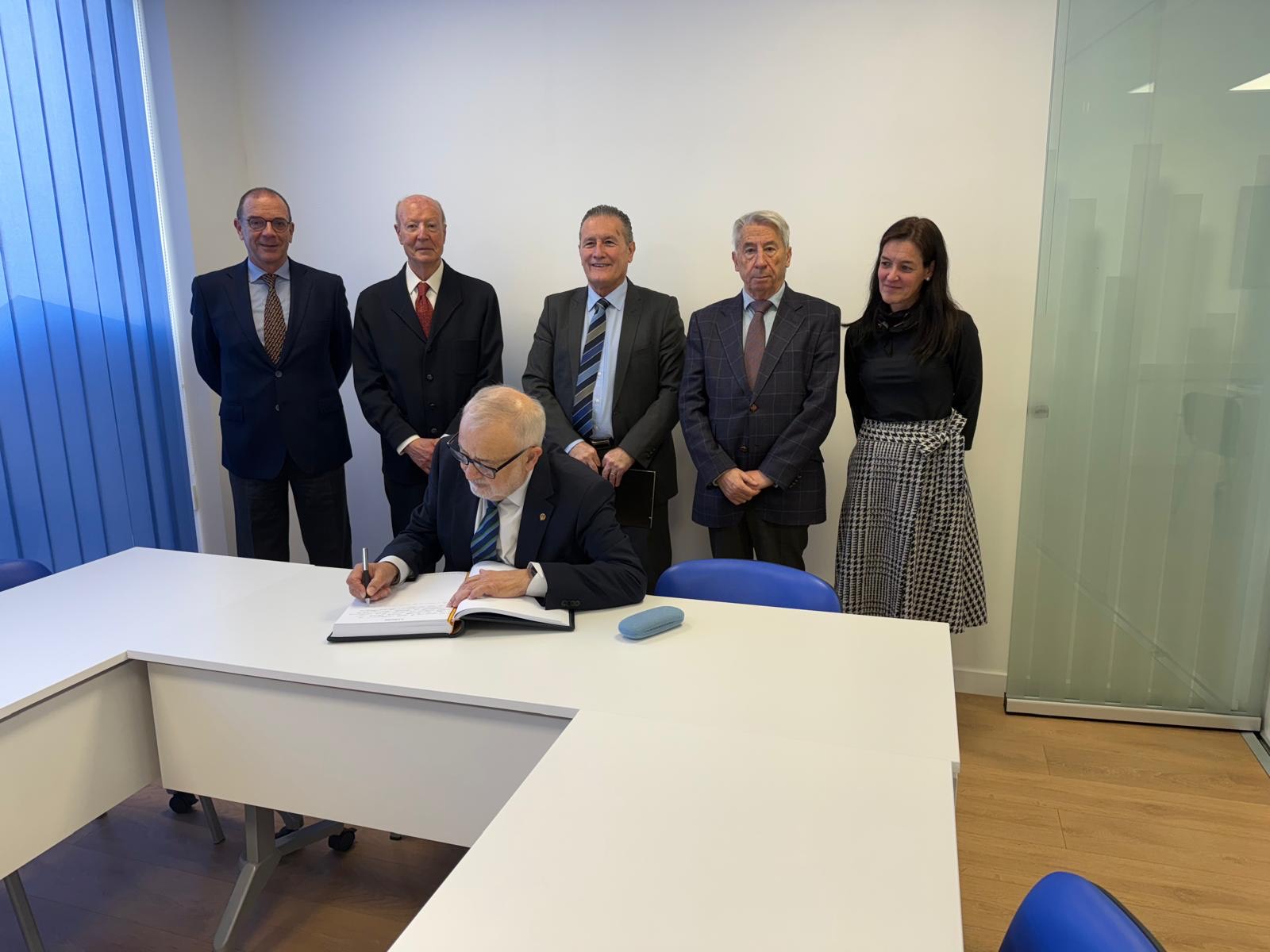 fundaz-recibe-la-visita-institucional-del-director-del-iass-y-de-la-direccion-general-de-mayores-del-gobierno-de-aragon